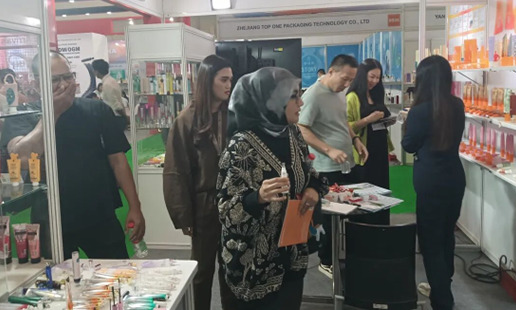 Summitek Technology logr&oacute; un gran &eacute;xito en la feria comercial de Indonesia, consiguiendo pedidos de m&uacute;ltiples marcas.