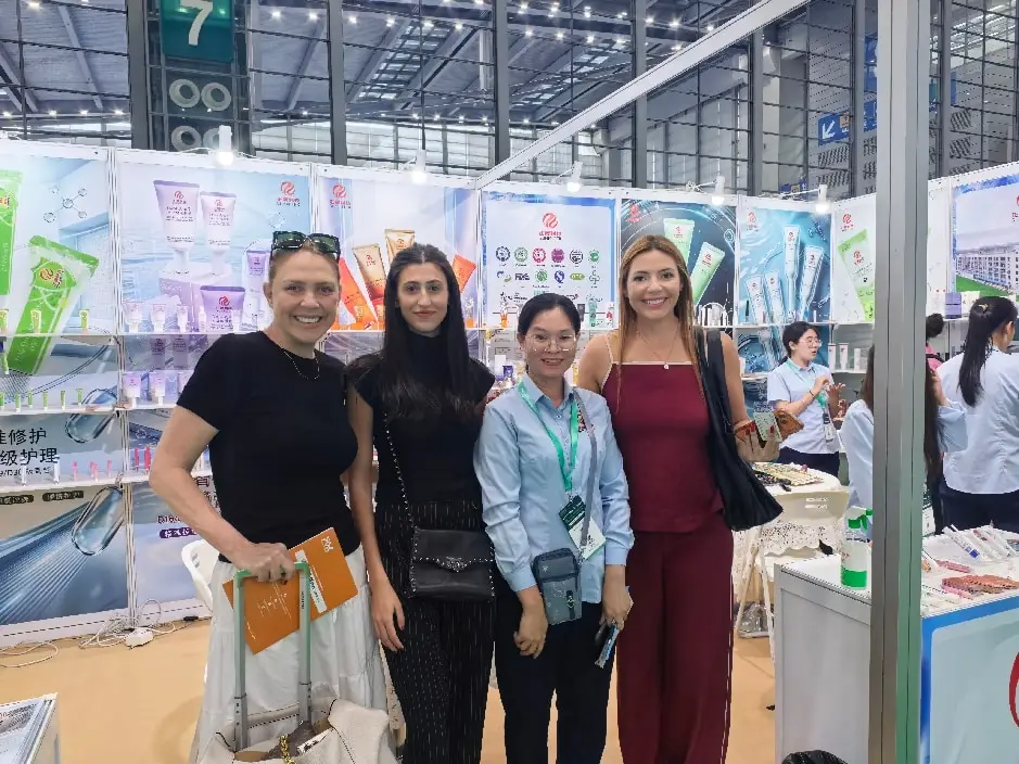 Summitek en CPHI y PMEC Shenzhen 2026